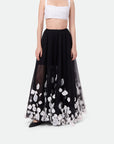 Oyster embroidered swing skirt